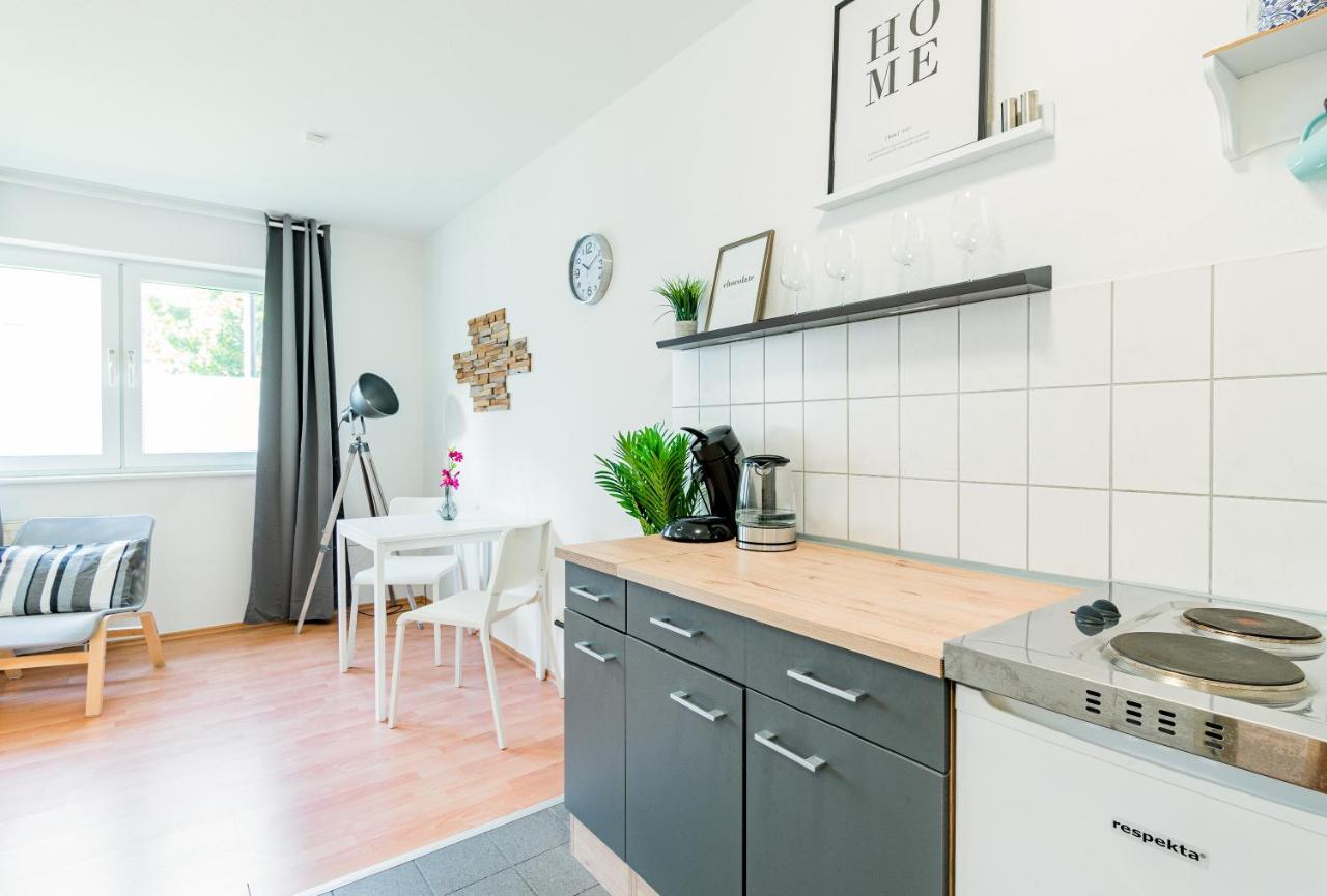 Helles Apartment In Top-Lage Mit Parkplatz Magdeburg Eksteriør billede