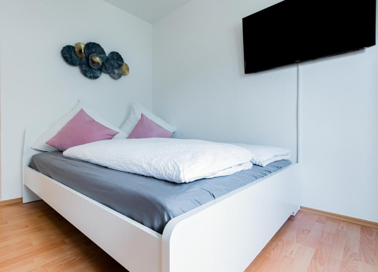 Helles Apartment In Top-Lage Mit Parkplatz Magdeburg Eksteriør billede