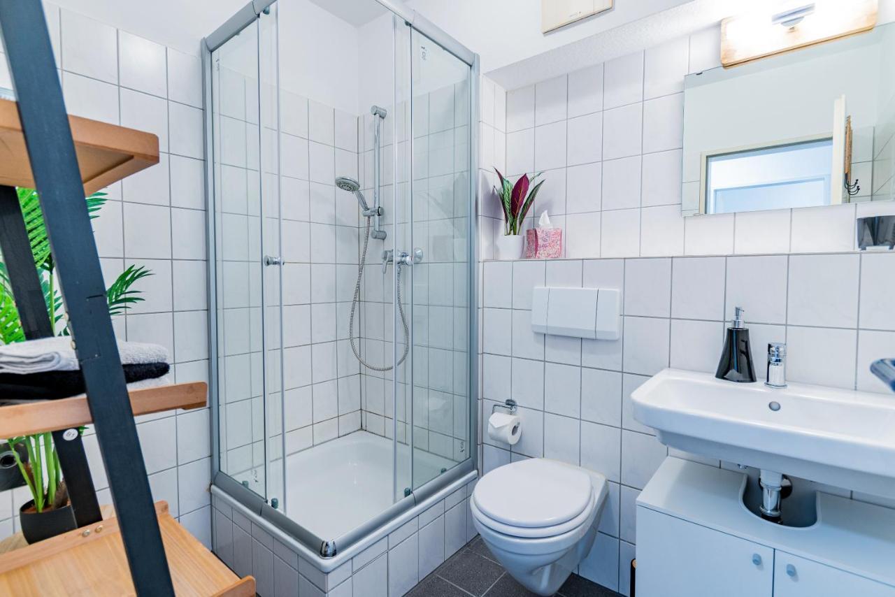 Helles Apartment In Top-Lage Mit Parkplatz Magdeburg Eksteriør billede